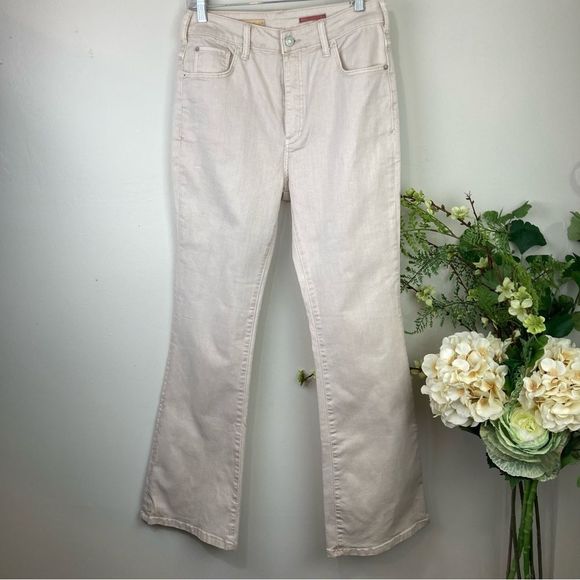 ANTHROPOLOGIE denim | Pilcro The Icon Flare Jeans | Ivory Beige | size 29 | NWT - Picture 1 of 11